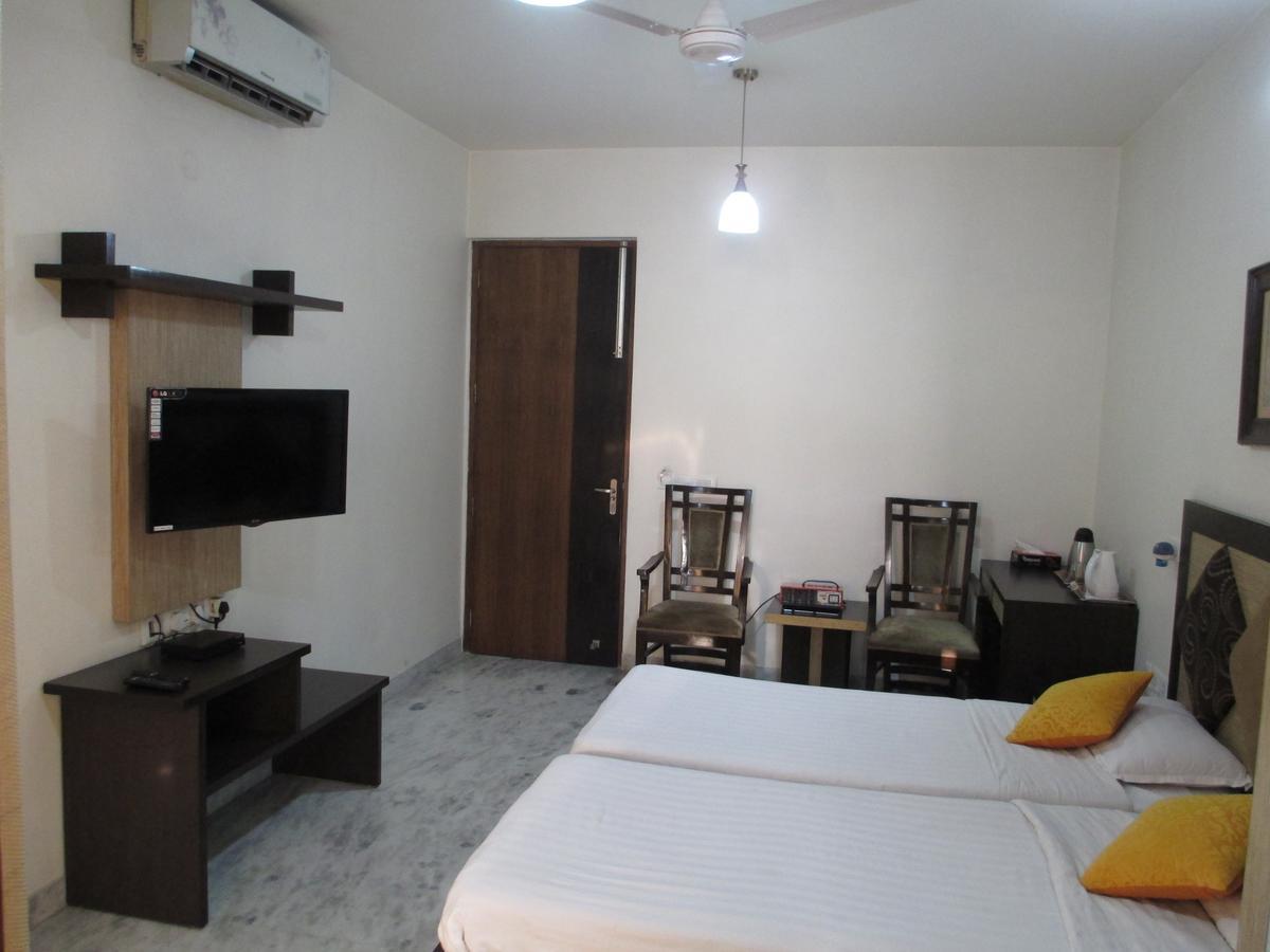 مبيت وإفطار نيودلهي East End Retreat المظهر الخارجي الصورة