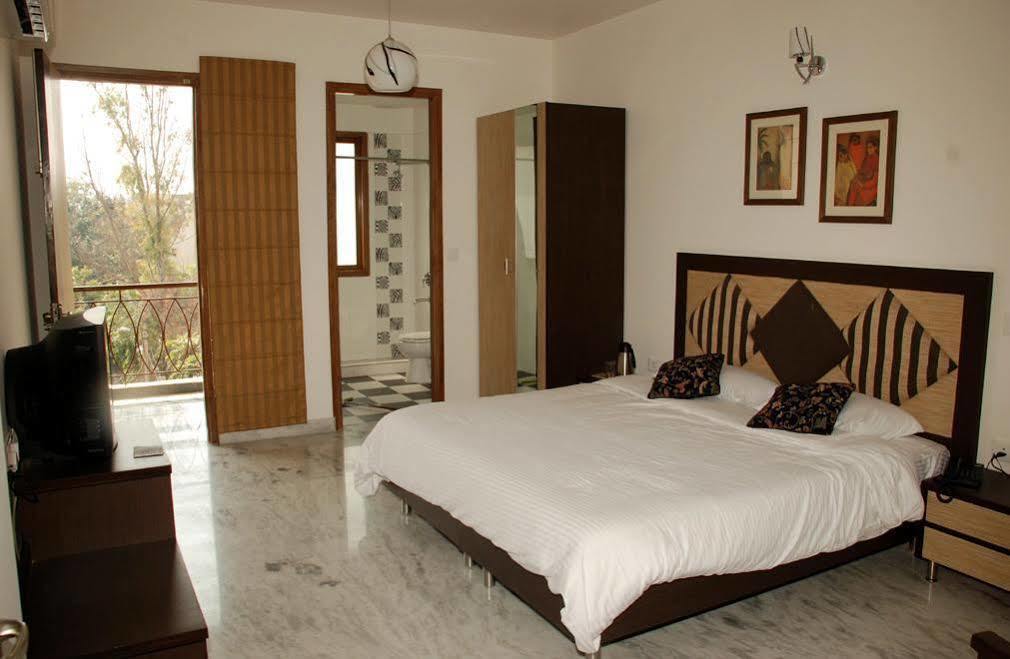 مبيت وإفطار نيودلهي East End Retreat المظهر الخارجي الصورة